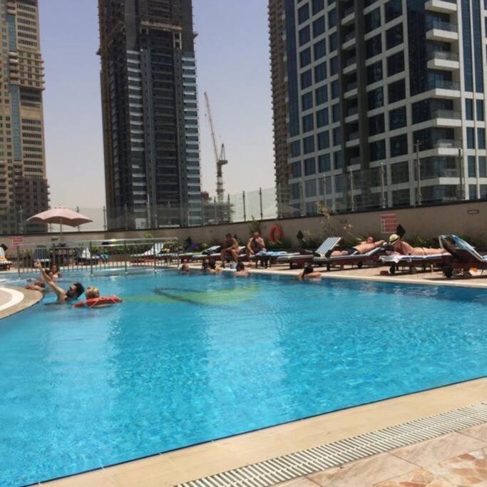 Lake View Jlt - Lovely Apartment In Dubai Exterior photo